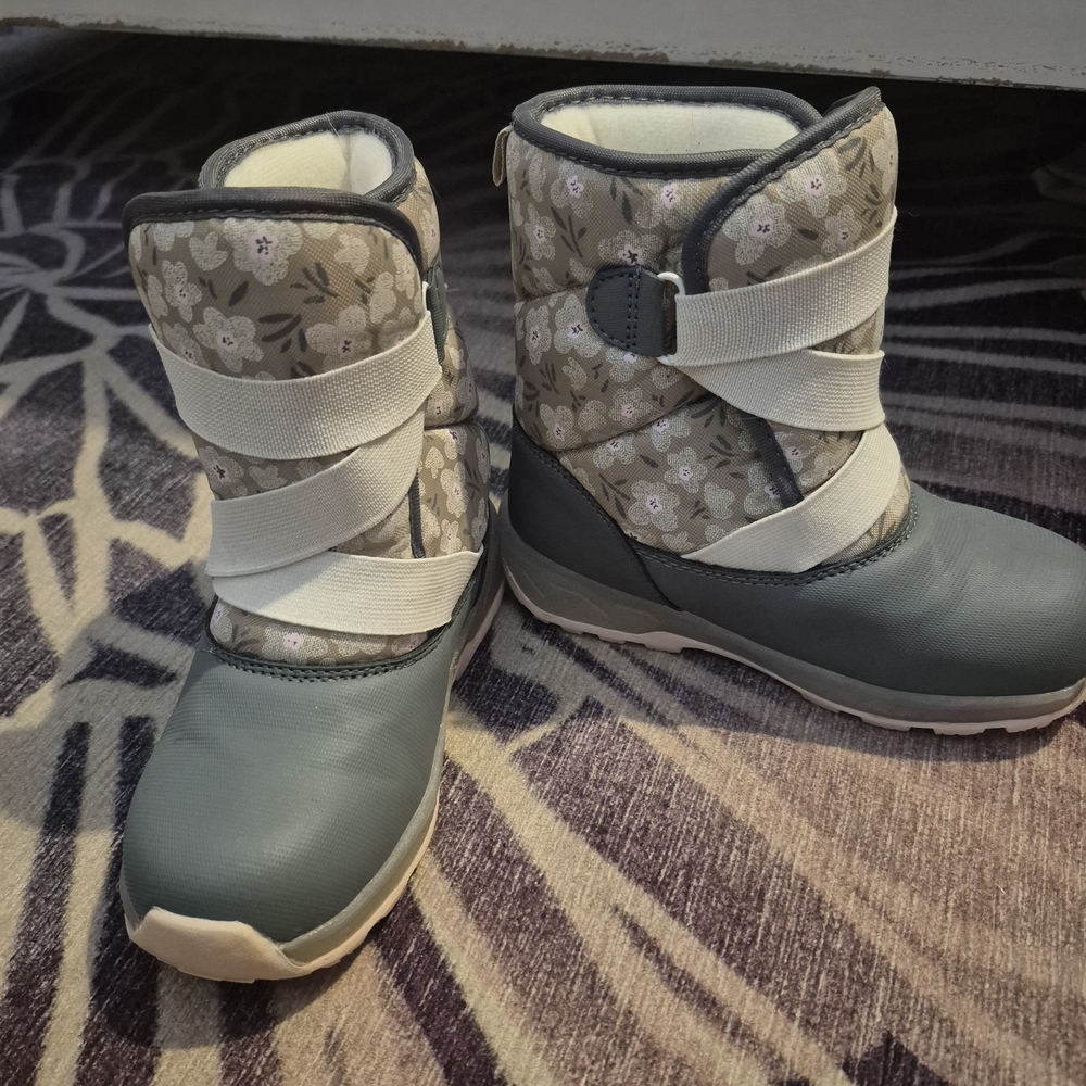 Kids Floral Winter Boots - Gray